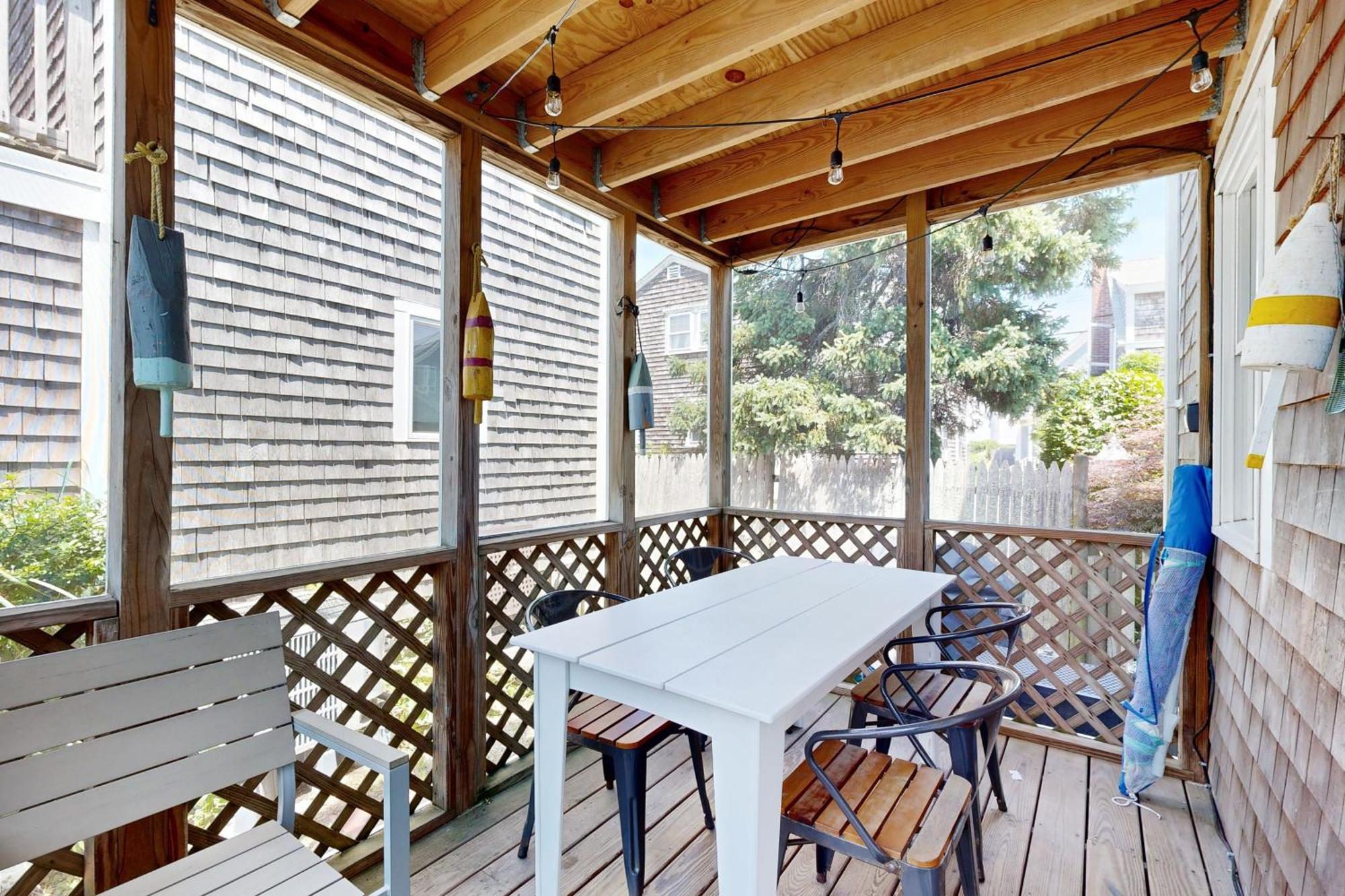 Long Pier Lodge 普罗温斯敦 外观 照片